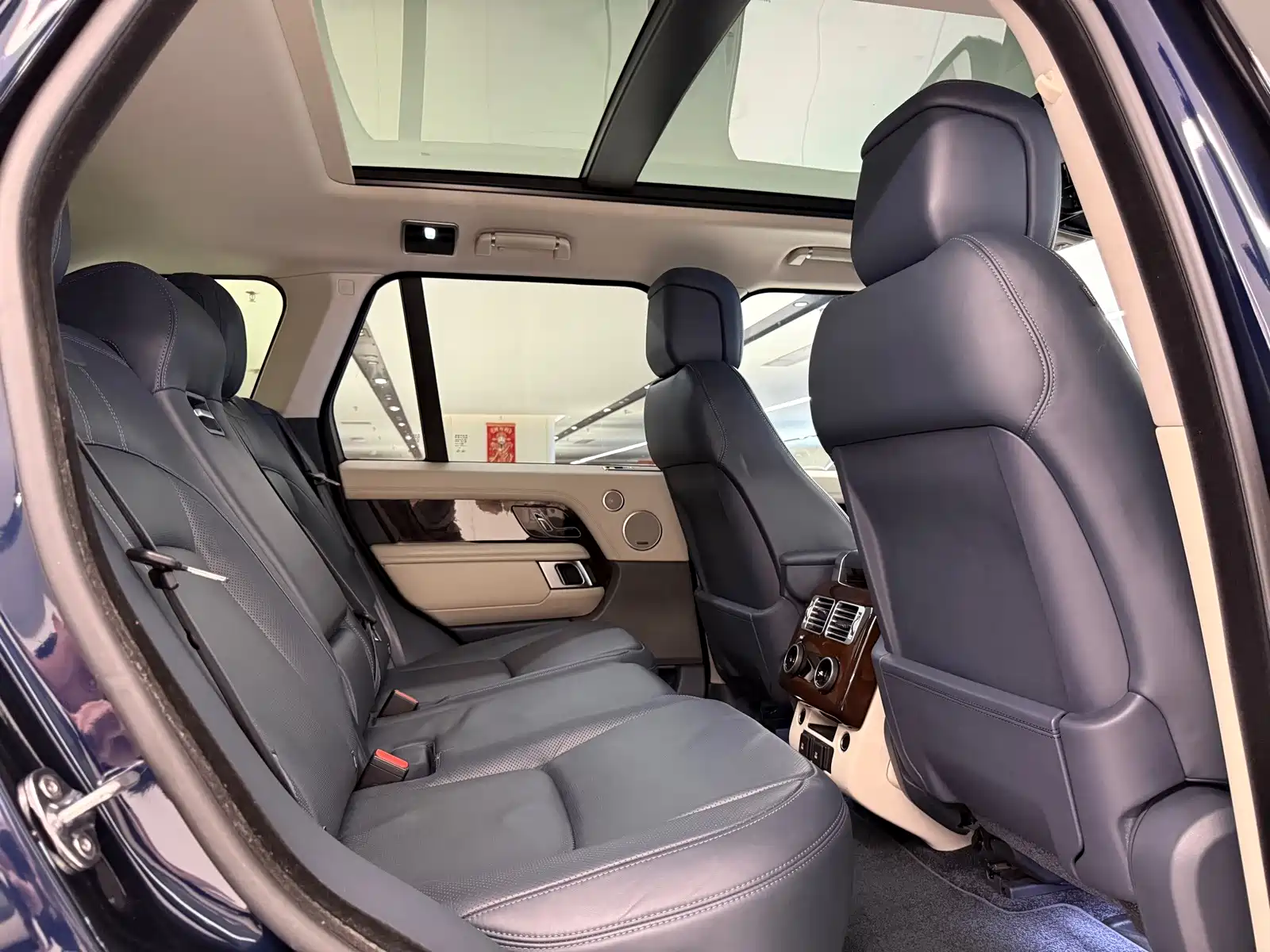 Фото 21 - Land Rover Range Rover