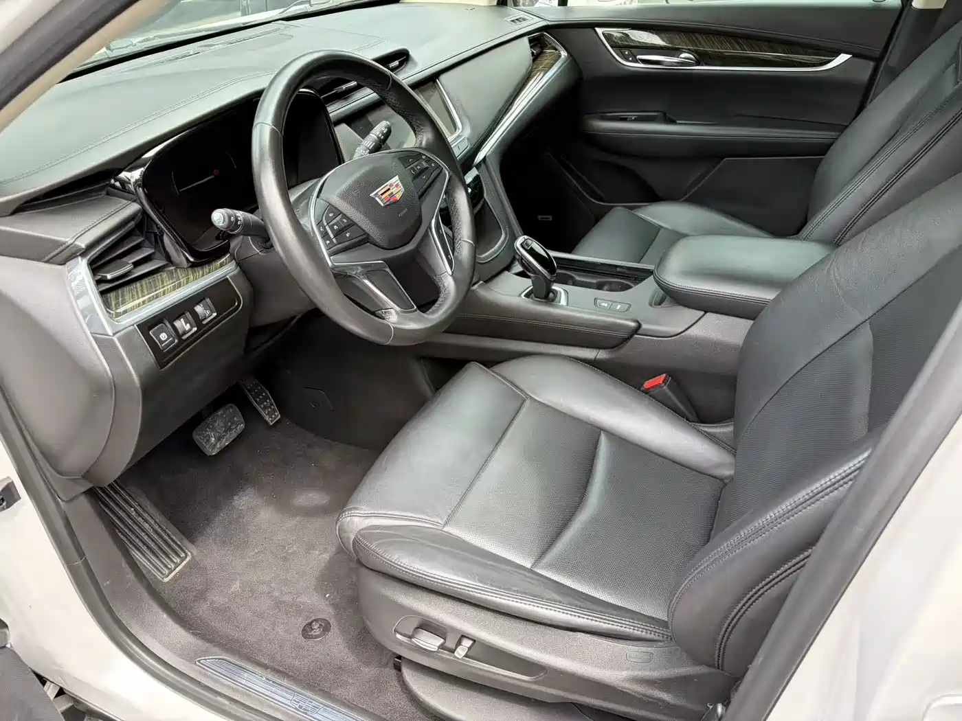 Cadillac XT5 2016 2016 25T Luxury Model
