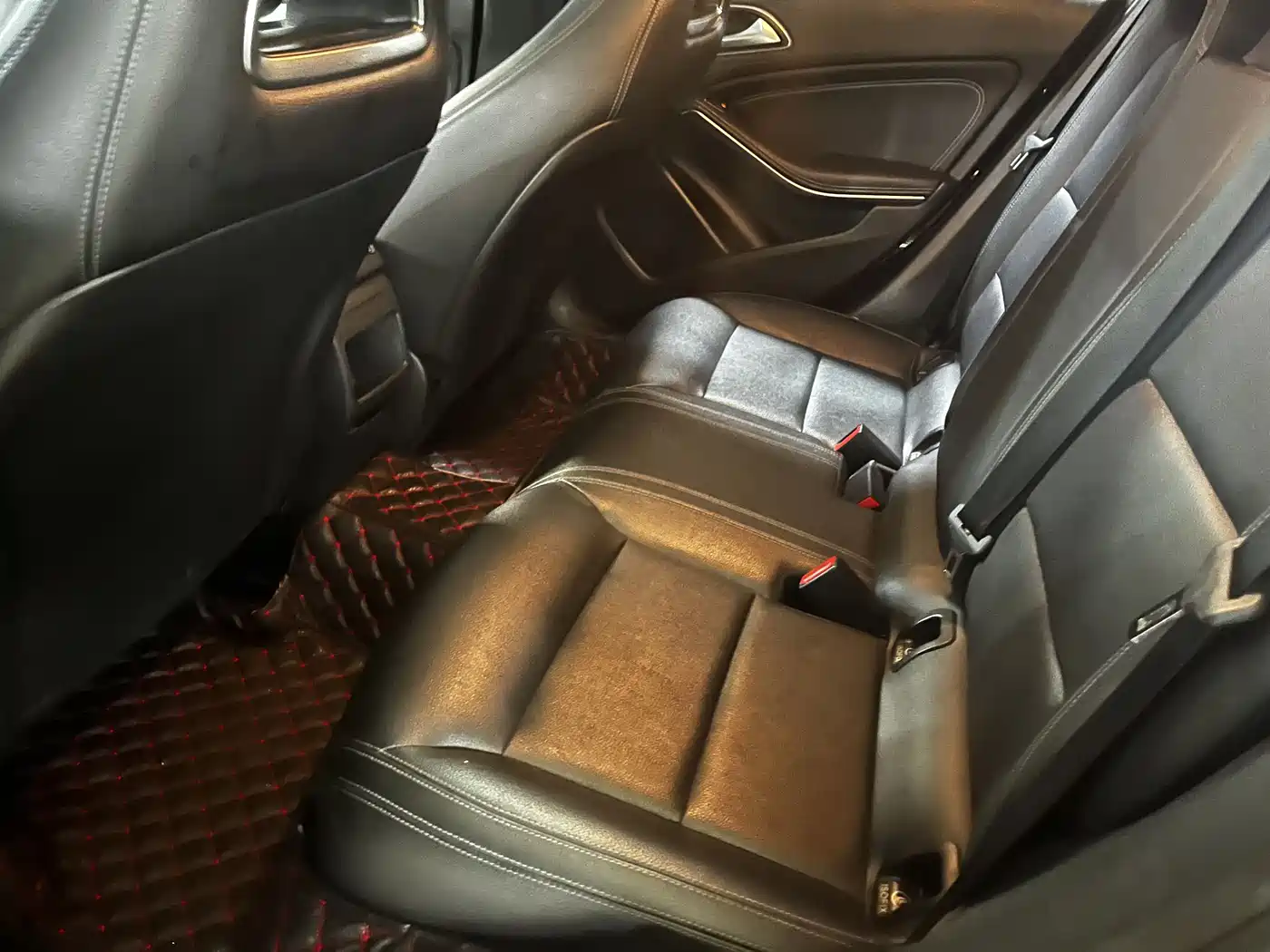Mercedes-Benz CLA (Import) 2018 CLA 200 Dynamic Edition фото 5