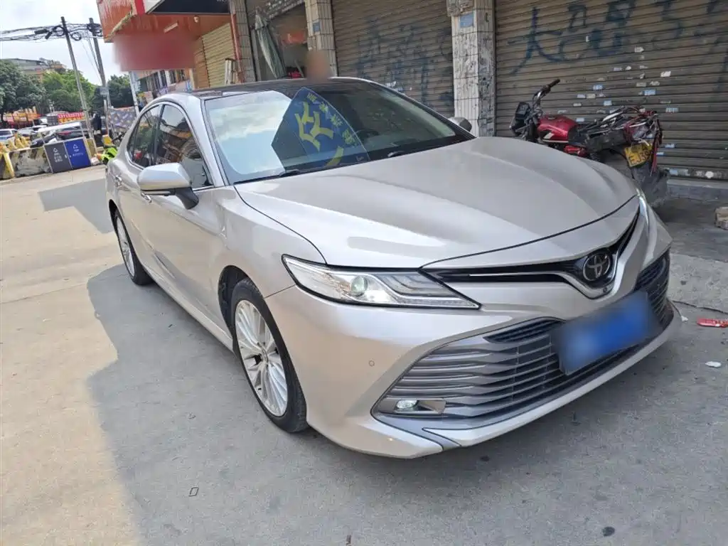 Toyota Camry 2018 2.5G Luxury Edition фото 4