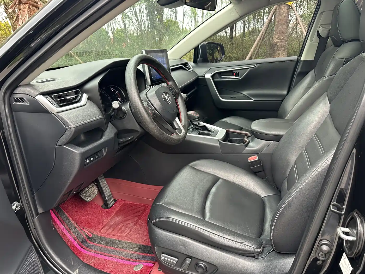 Toyota RAV4 Rongfang 2022 2.0L CVT 2WD Trend Plus Edition фото 8