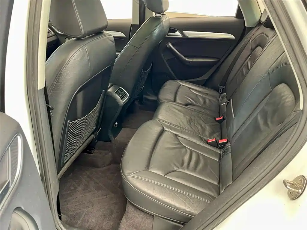 Audi Q3 2015 30 TFSI Comfort фото 7