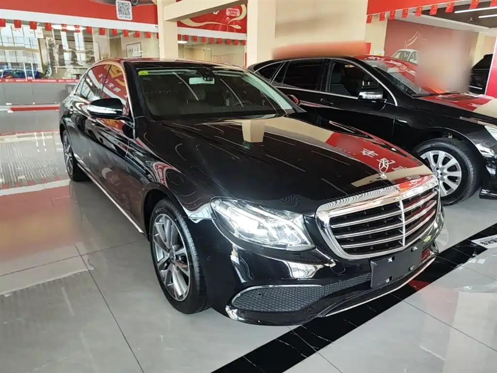 Mercedes-Benz E-Class 2018 Facelift E 200 L 4MATIC фото 4