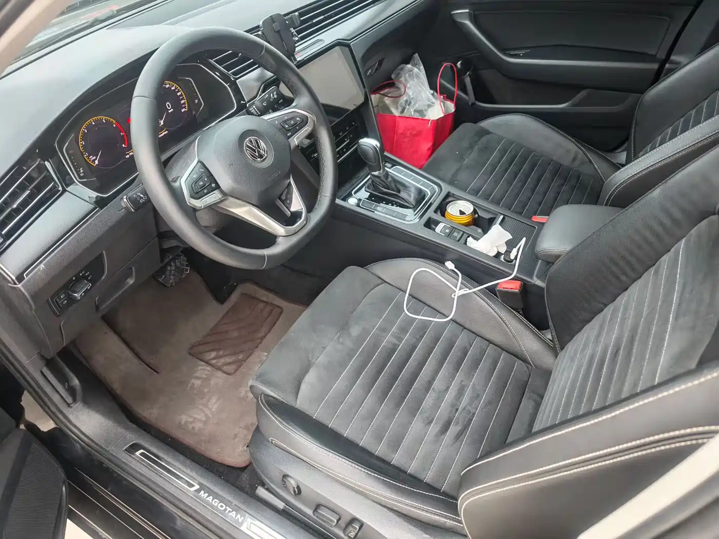 Volkswagen Magotan 2020 330TSI DSG Luxury фото 9