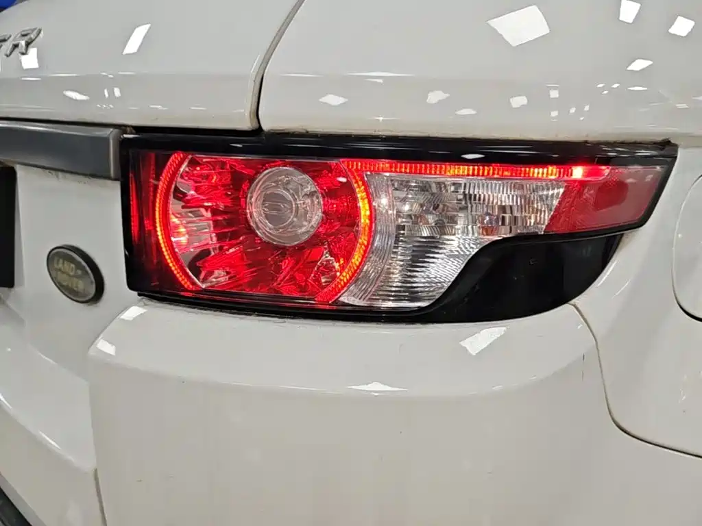 Land Rover Range Rover Evoque 2016 2015 2.0T 5-Door Fashion Edition