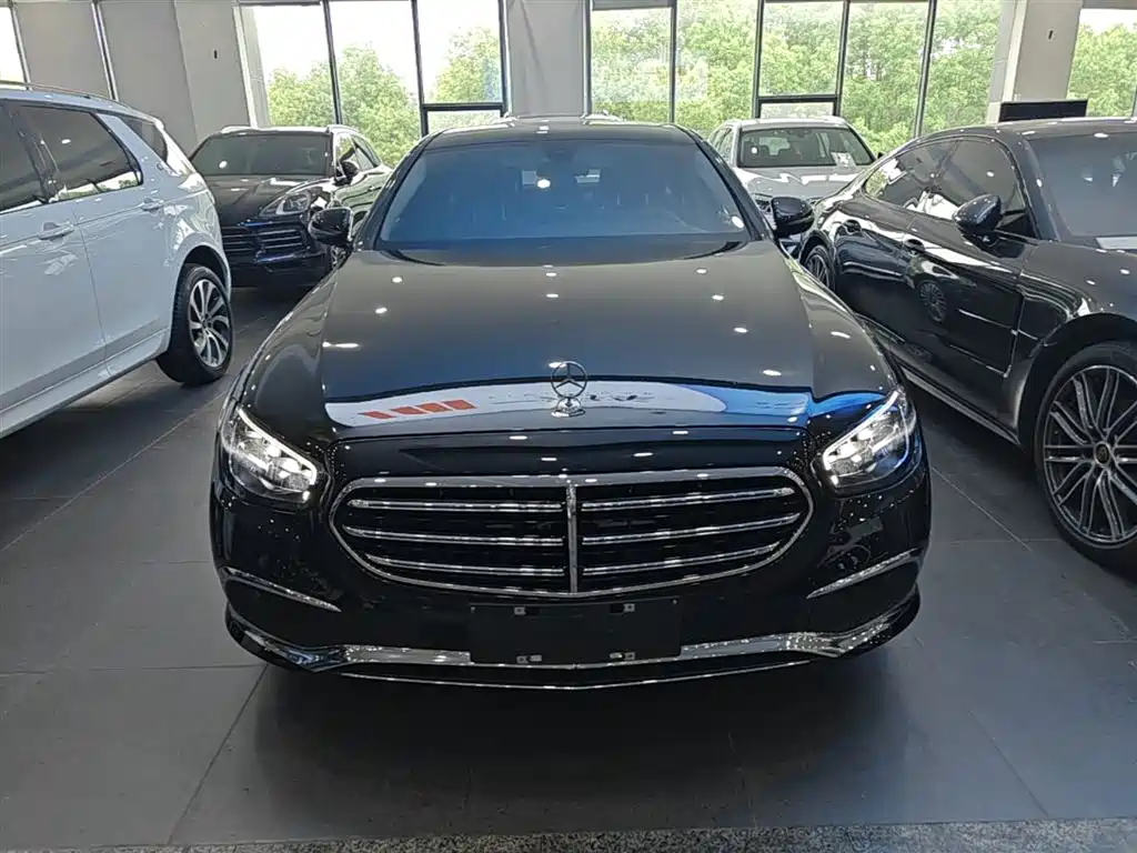Mercedes-Benz E-Class 2023 Facelift E 260 L фото 3