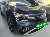 Photo 4 - Volkswagen ID.6 CROZZ