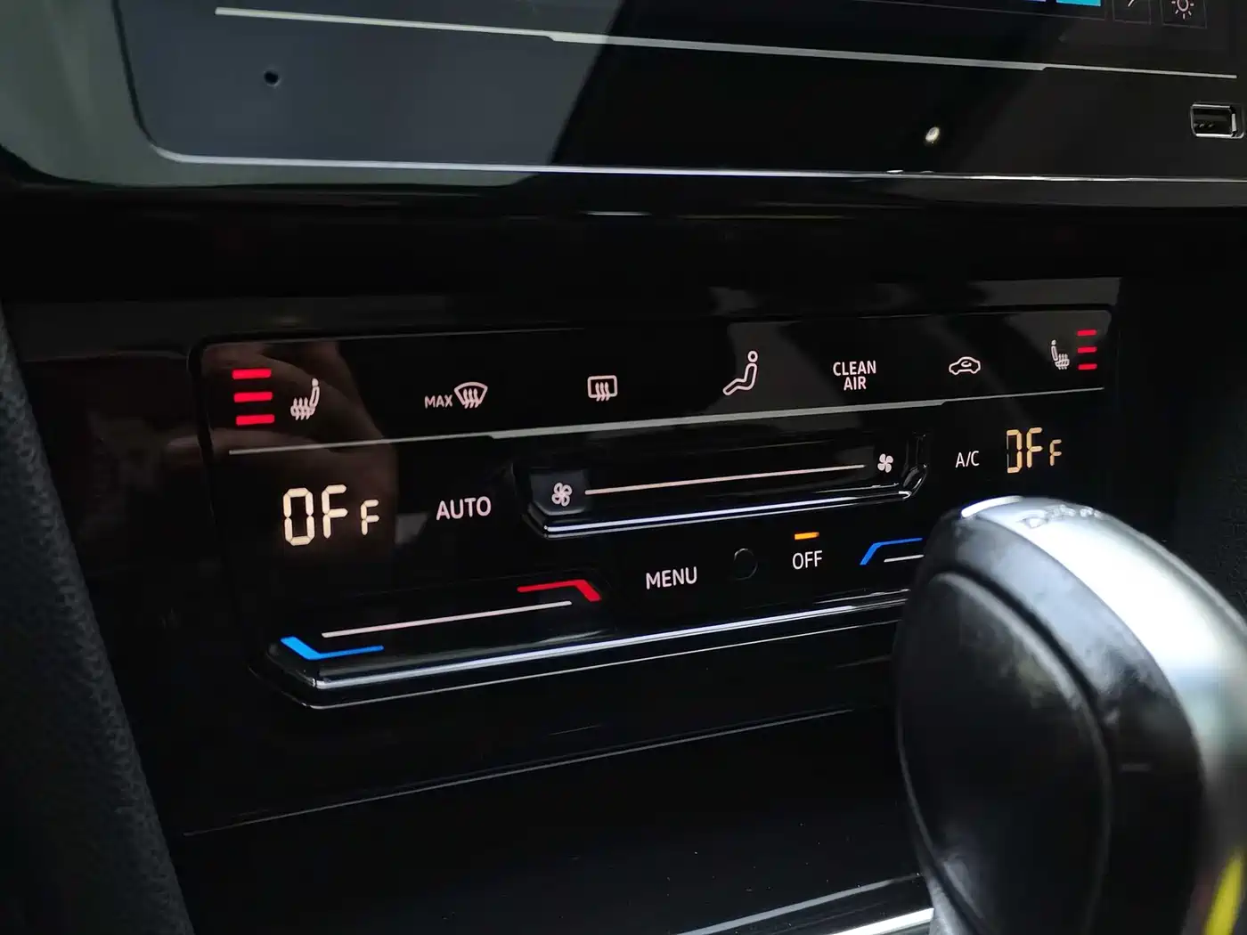 Volkswagen Magotan 2020 330TSI DSG Leading фото 15