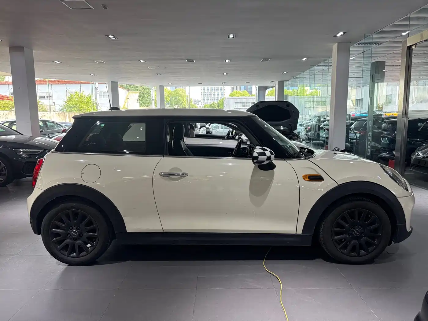 Фото 4 - MINI MINI
