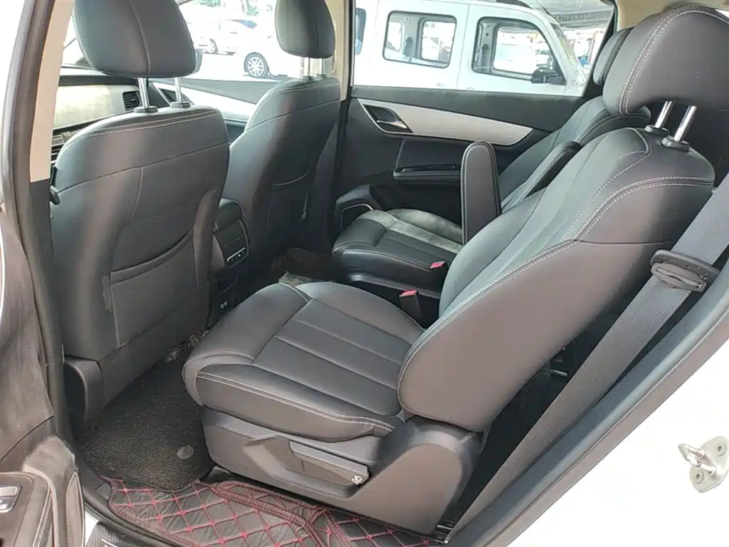 BYD Song MAX 2021 Upgrade 1.5T Automatic Premium Edition 6-Seater фото 17