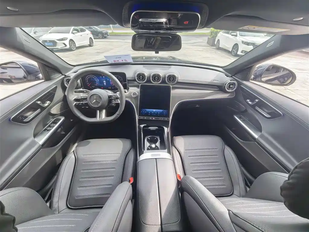 Mercedes-Benz C-Class 2025 Facelift C 260 L Sport Edition фото 5