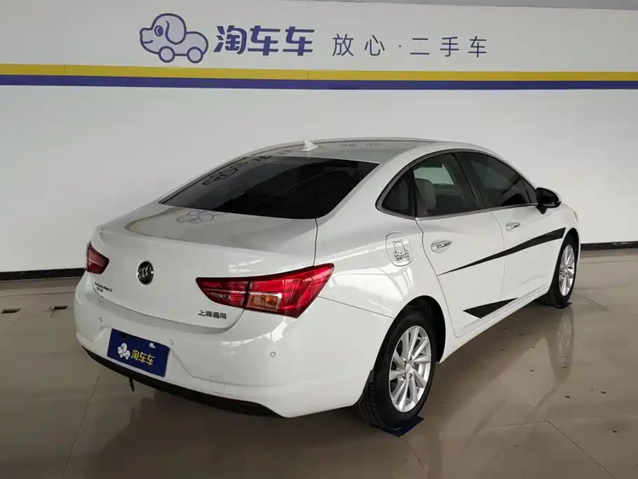 Фото 3 - Buick Verano