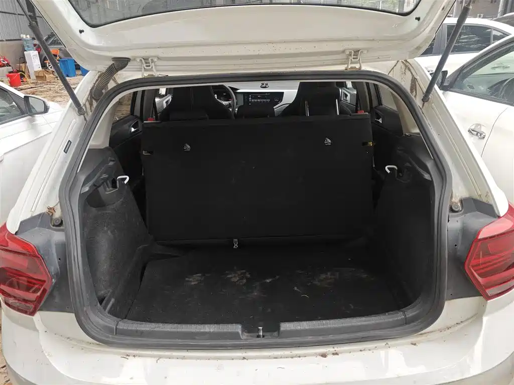 Volkswagen Polo 2023 Facelift Plus 1.5L Auto Joyful Living Edition фото 19