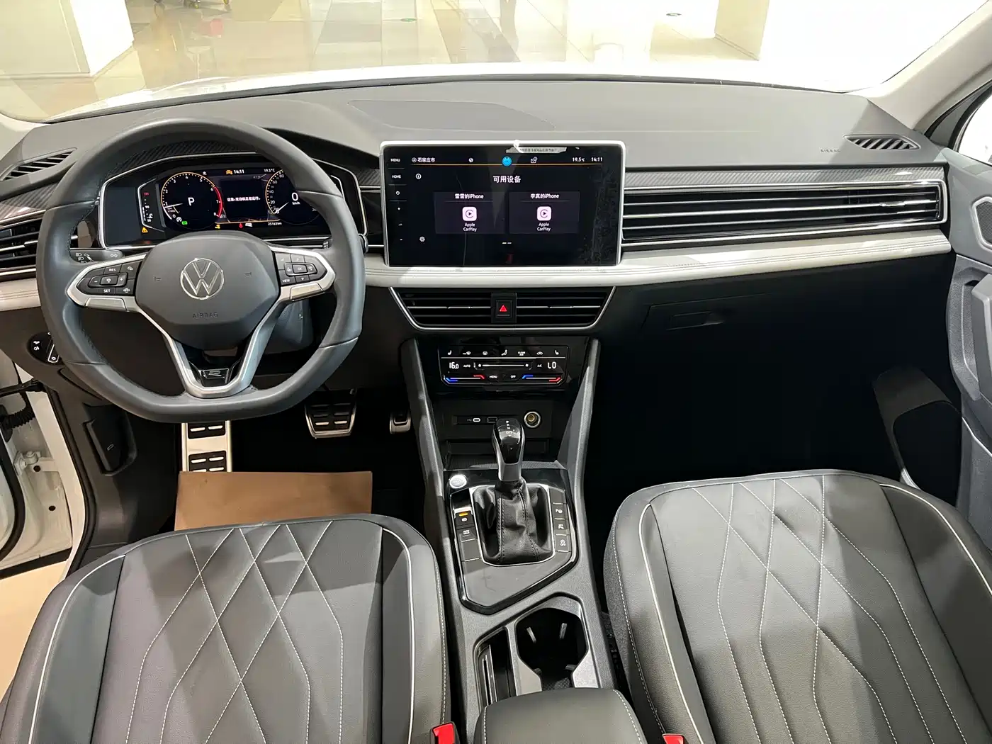 Volkswagen Tiguan L 2024 330TSI Automatic 2WD R-Line Premium Enjoyment Edition фото 15