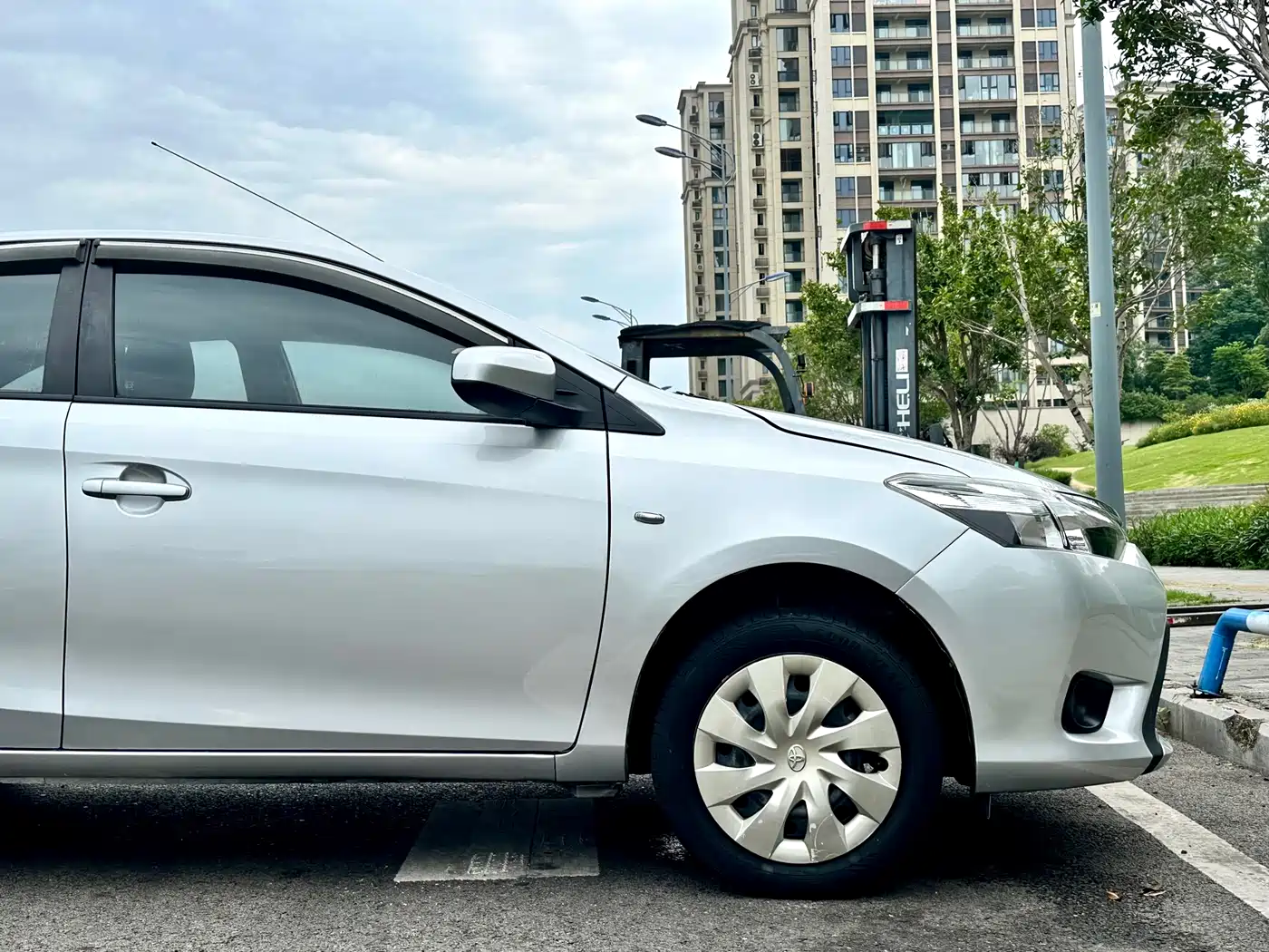Toyota Vios 2016 1.5L Manual Zhi Zhen Xing Yao Edition фото 30