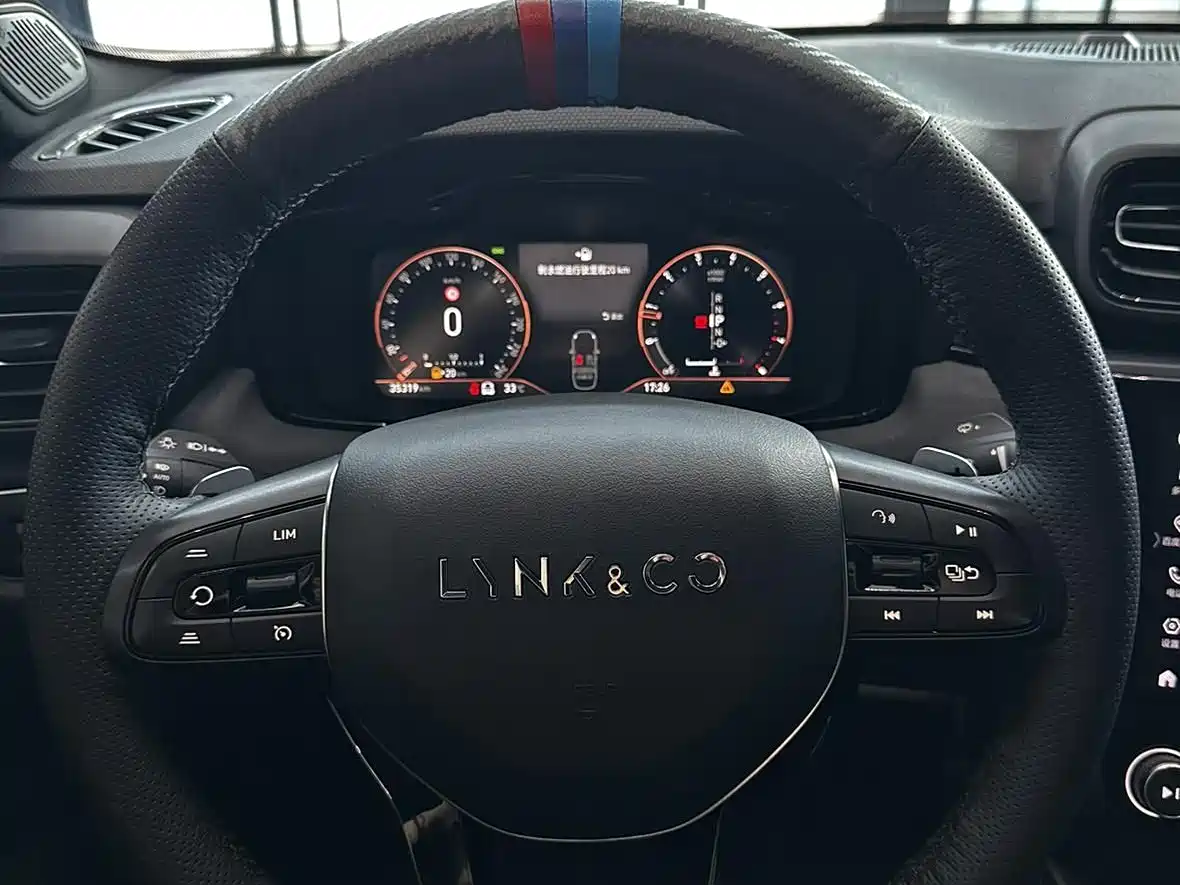 LYNK 03