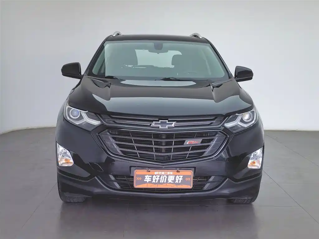 Chevrolet Equinox 2018 RS 550T Automatic 4WD Pioneer Edition фото 3