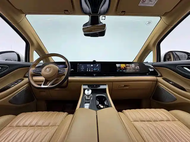 Voyah Auto Voyah Dreamer 2022 Low-carbon Dream+Smart Package фото 2