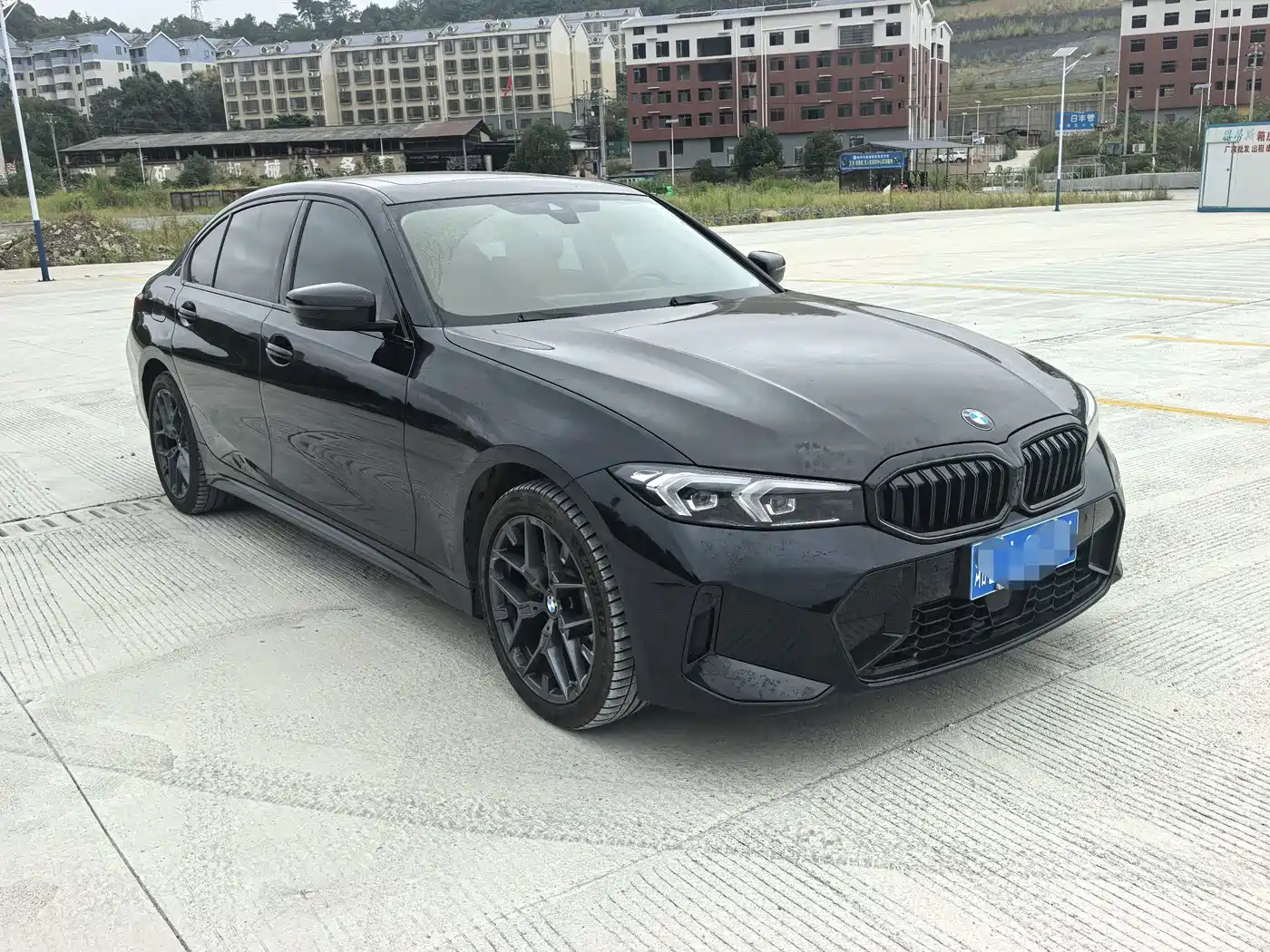 BMW 3 Series 2026 2025 330Li M Sport Night Edition