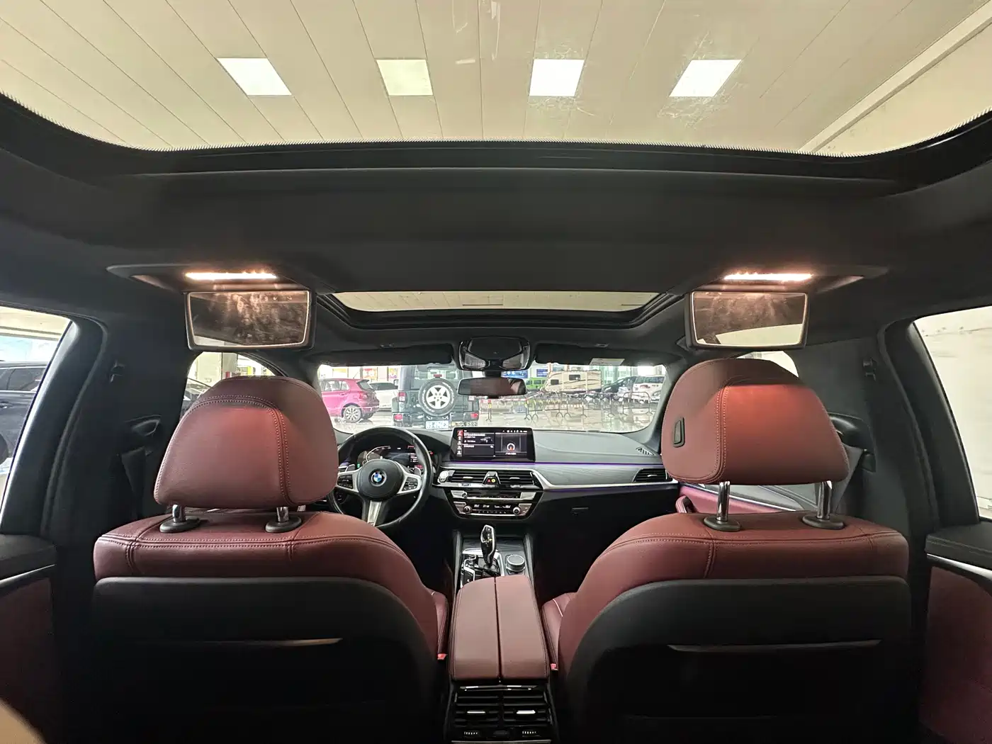 BMW 5 Series 2021 530Li Leading M Sport Package фото 16