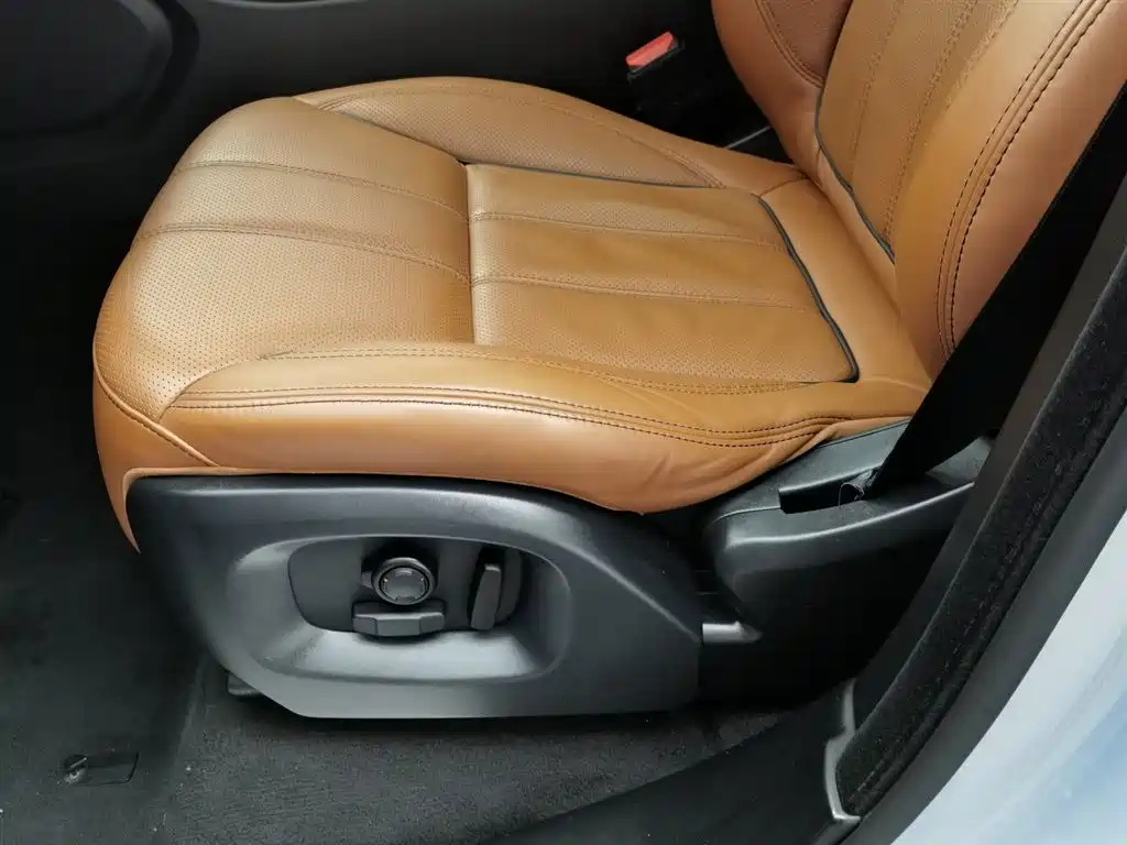 Land Rover Range Rover Sport 2016 Model 3.0 SC V6 HSE DYNAMIC фото 20