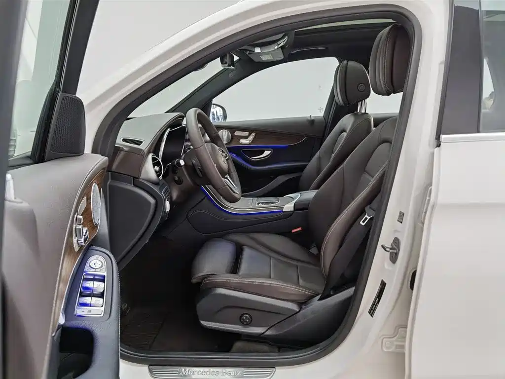 Mercedes-Benz GLC 2021 GLC 300 L 4MATIC Sporty фото 10
