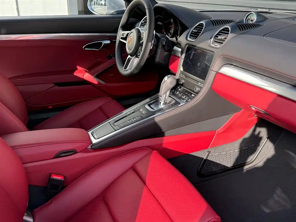 Porsche 718 2023 Cayman Style Edition 2.0T фото 7