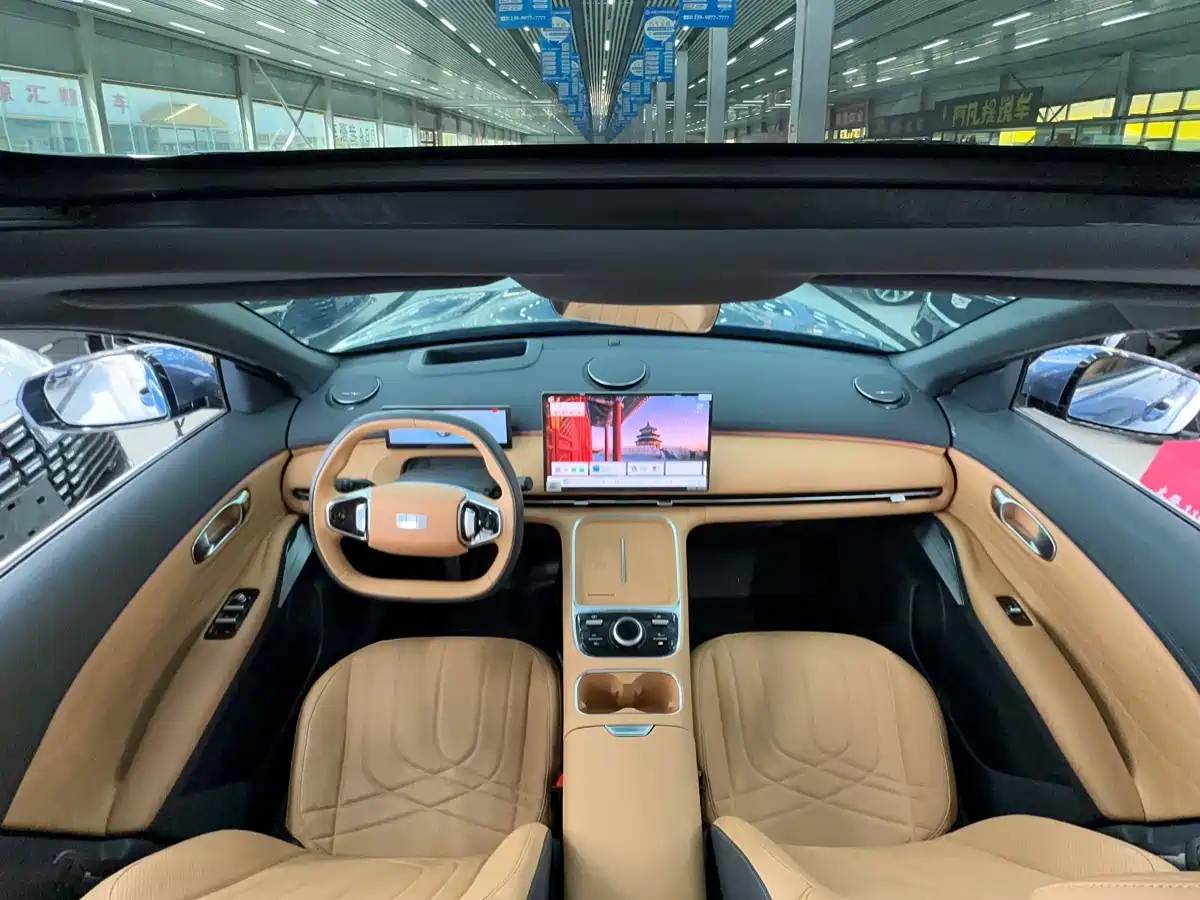 Geely Galaxy Galaxy Starship 7 EM-i 2025 120km Navigation Edition фото 12