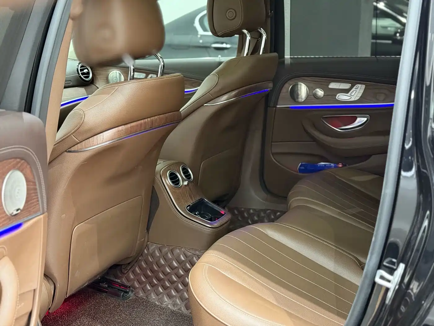 Mercedes-Benz E-Class 2022 E 300 L Luxury фото 5