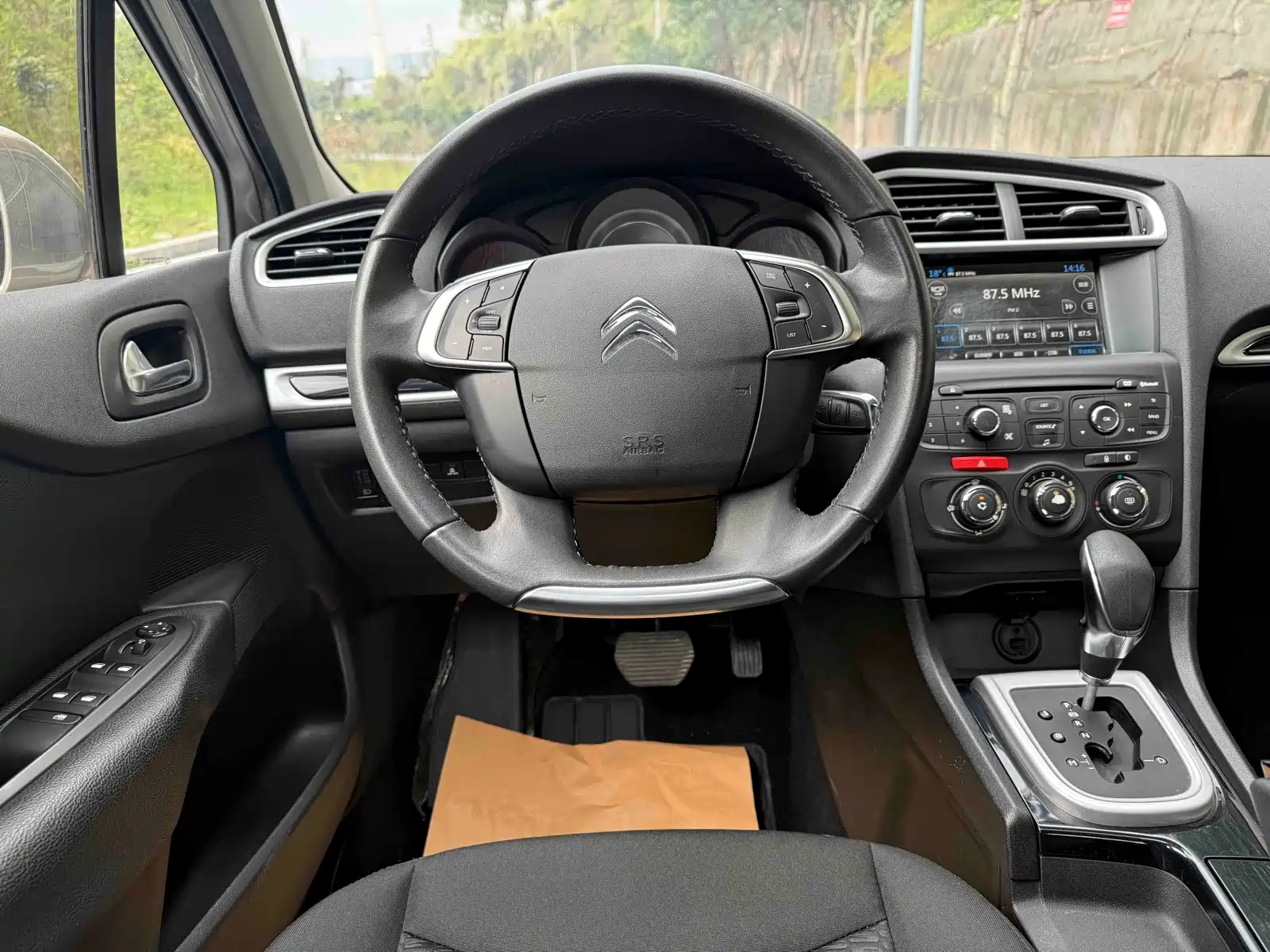 Фото 6 - Citroën C4L