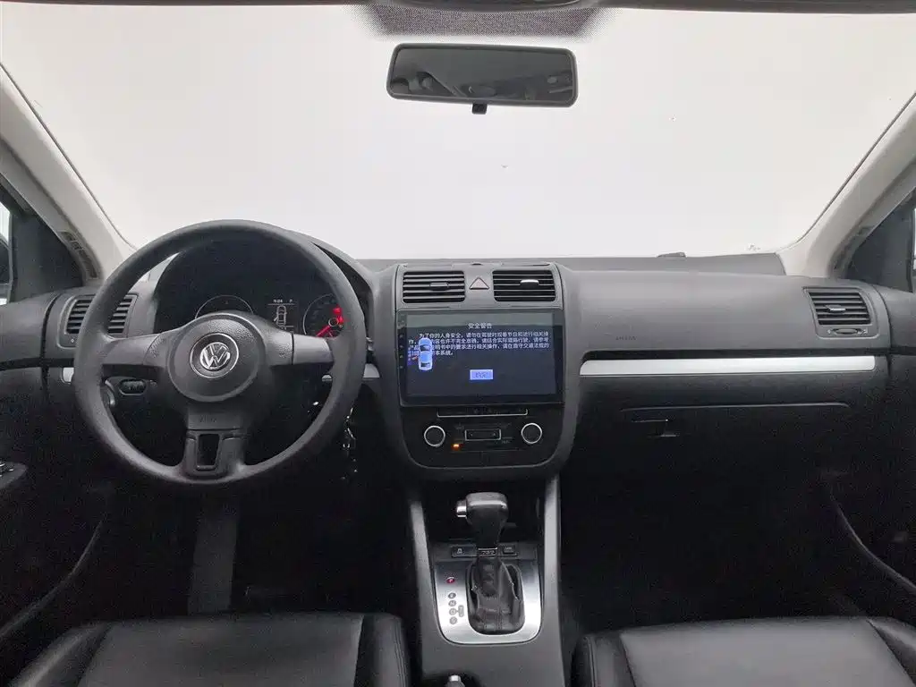Volkswagen Sagitar 2011 1.4TSI Automatic Technology фото 5