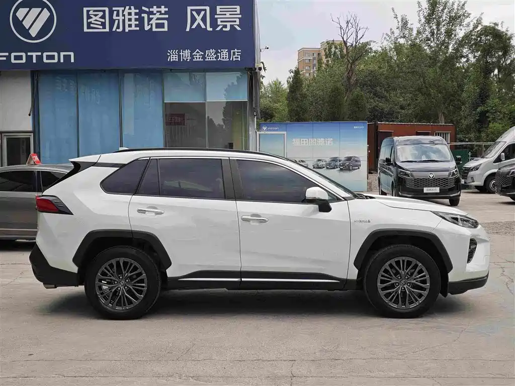 Toyota Wildlander 2023 2023 Hybrid 2.5L E-CVT AWD Premium Edition