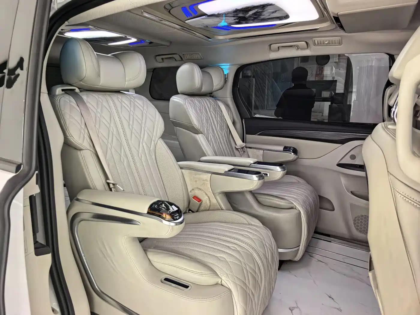 Buick GL8 2023 ES Landmaster Comfort фото 13