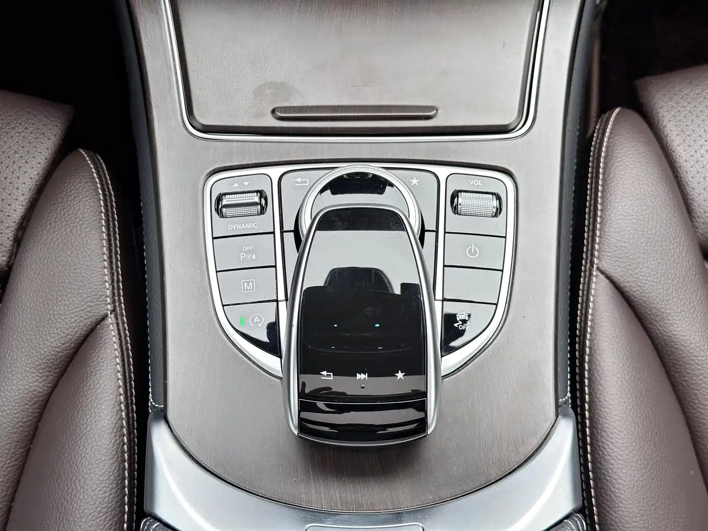 Mercedes-Benz GLC 2019 Model GLC 200 L 4MATIC фото 18