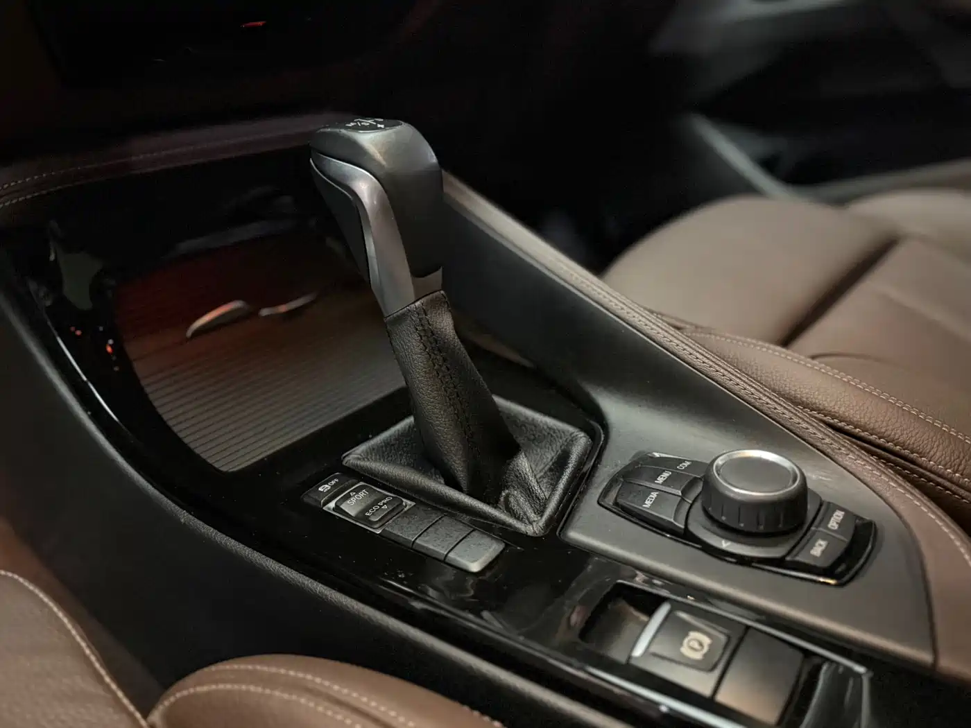 BMW X1 2019 sDrive18Li Premium Model фото 6