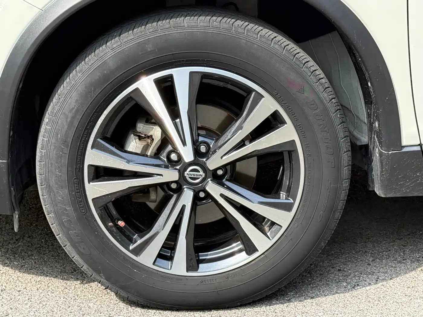 Nissan X-Trail 2019 2.5L CVT Smart Connect Luxury Edition 4WD фото 5