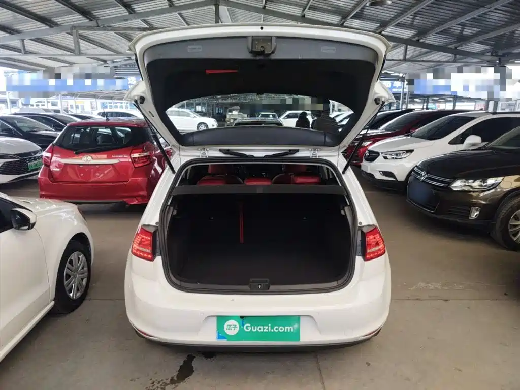 Volkswagen Golf 2016 1.6L Automatic Fashion фото 19