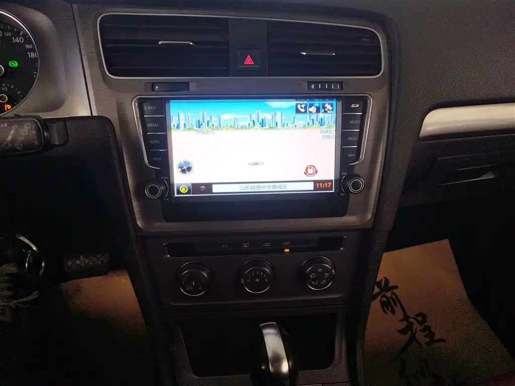 Volkswagen Golf 2016 1.6L Automatic Fashion фото 13