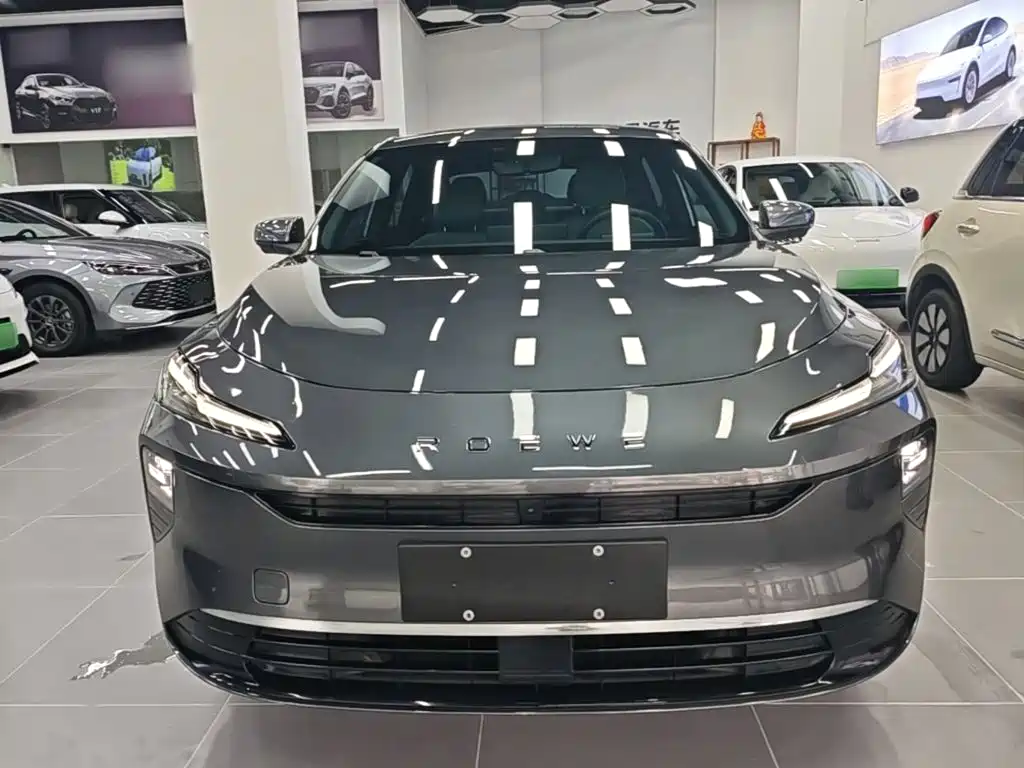 2025 Roewe D6