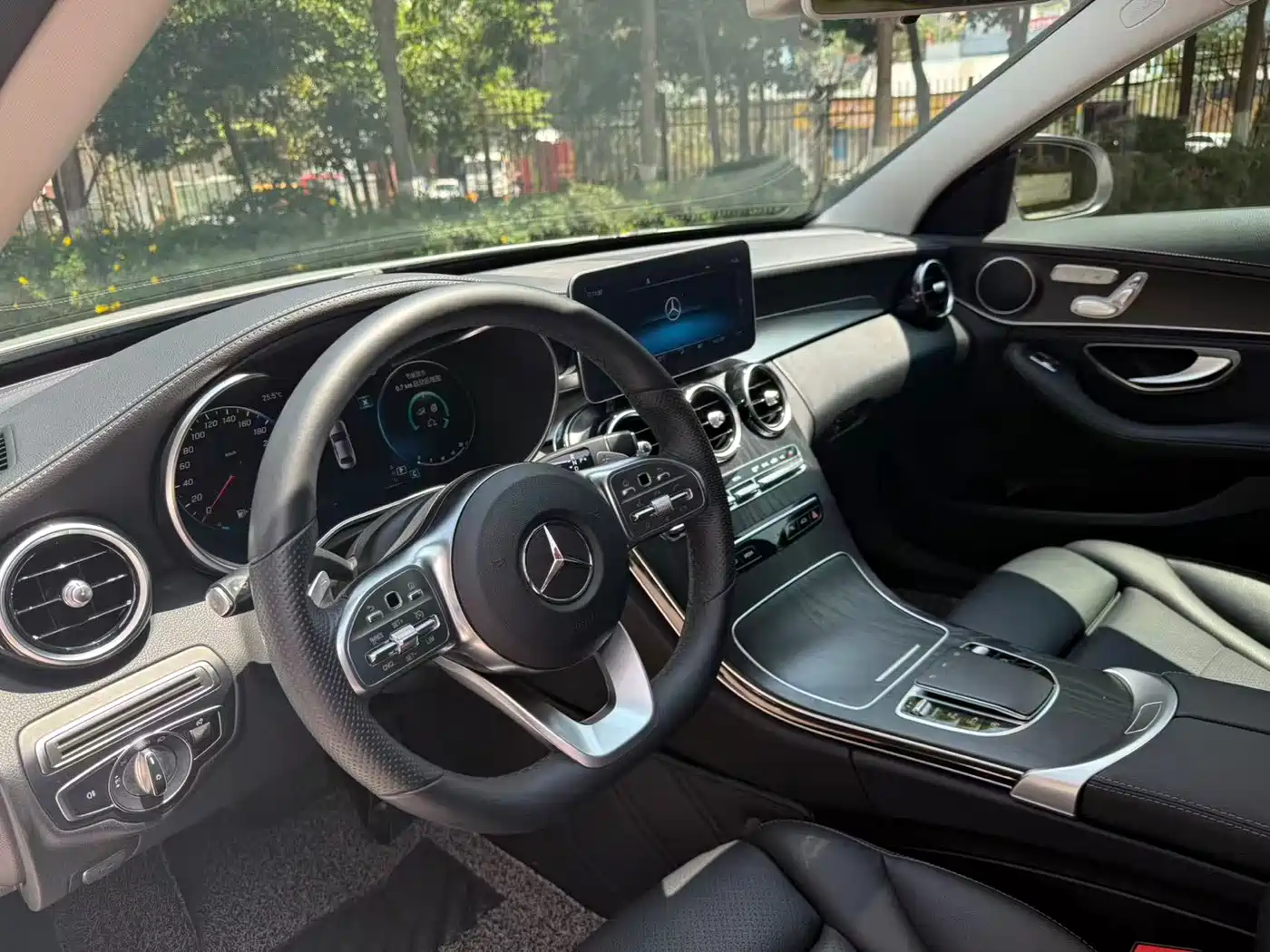 Mercedes-Benz C-Class 2020 Facelift C 260 L Sport фото 26