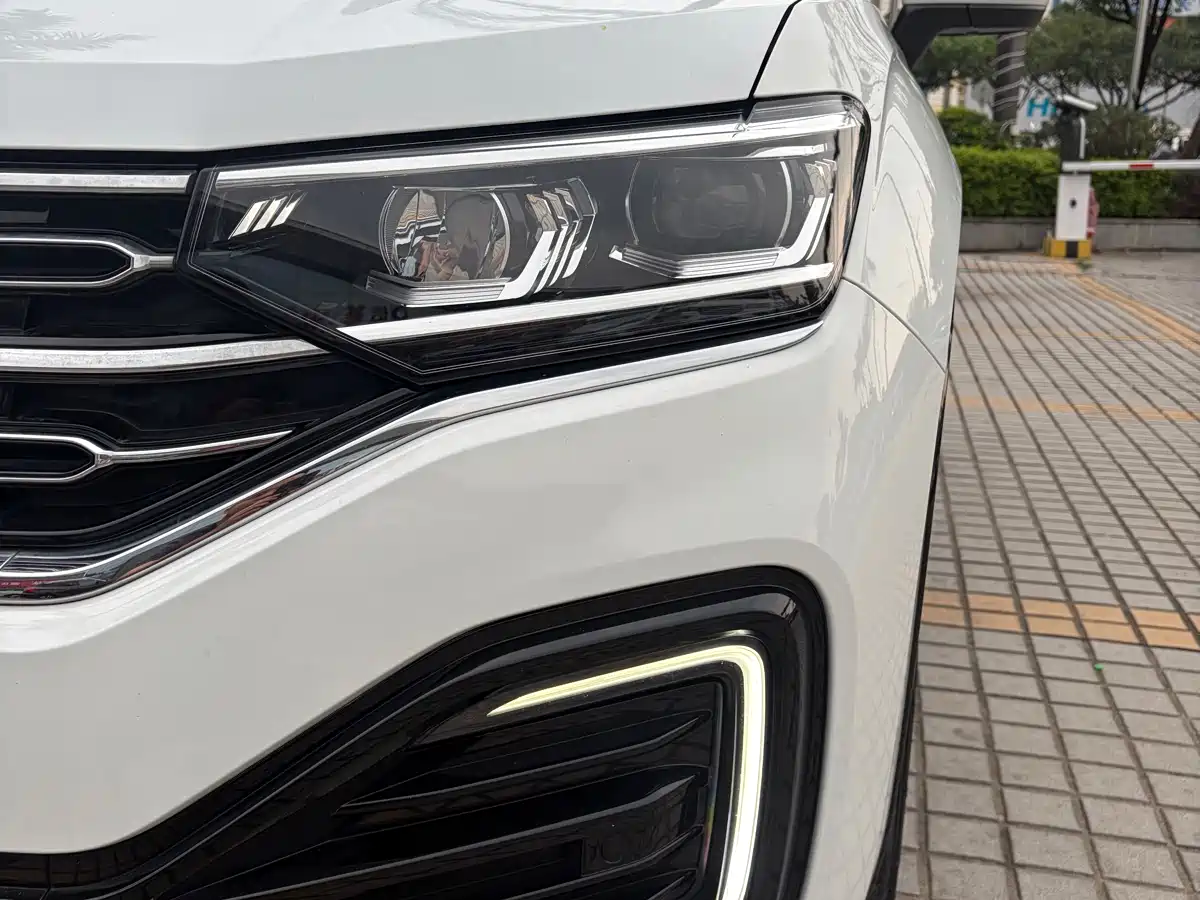 Volkswagen Tayron GTE Plug-in Hybrid 2020 Model 1.4T Luxury фото 4