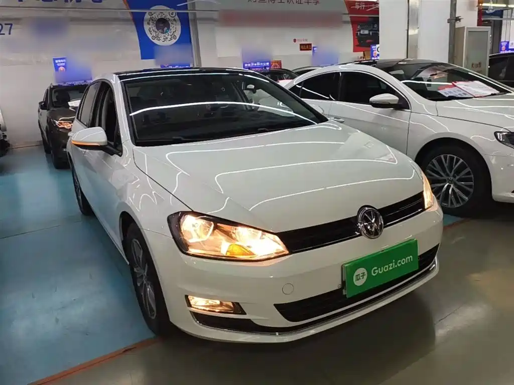 Volkswagen Golf 2016 230TSI Automatic Luxury фото 4