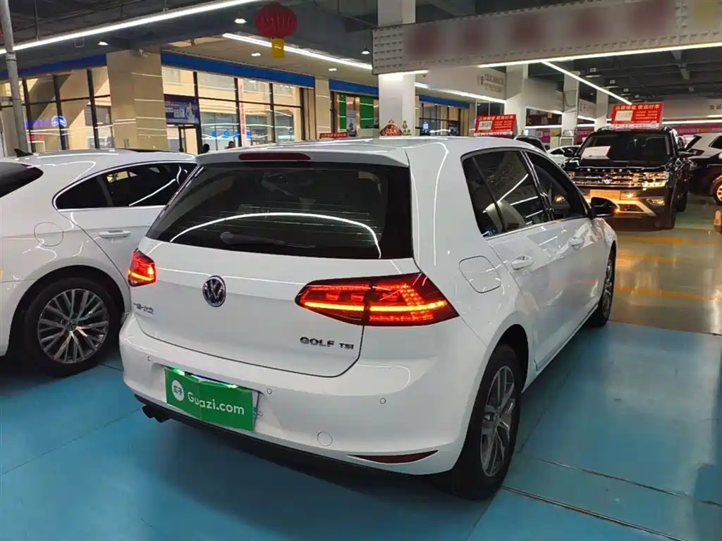 Volkswagen Golf 2016 230TSI Automatic Luxury фото 7