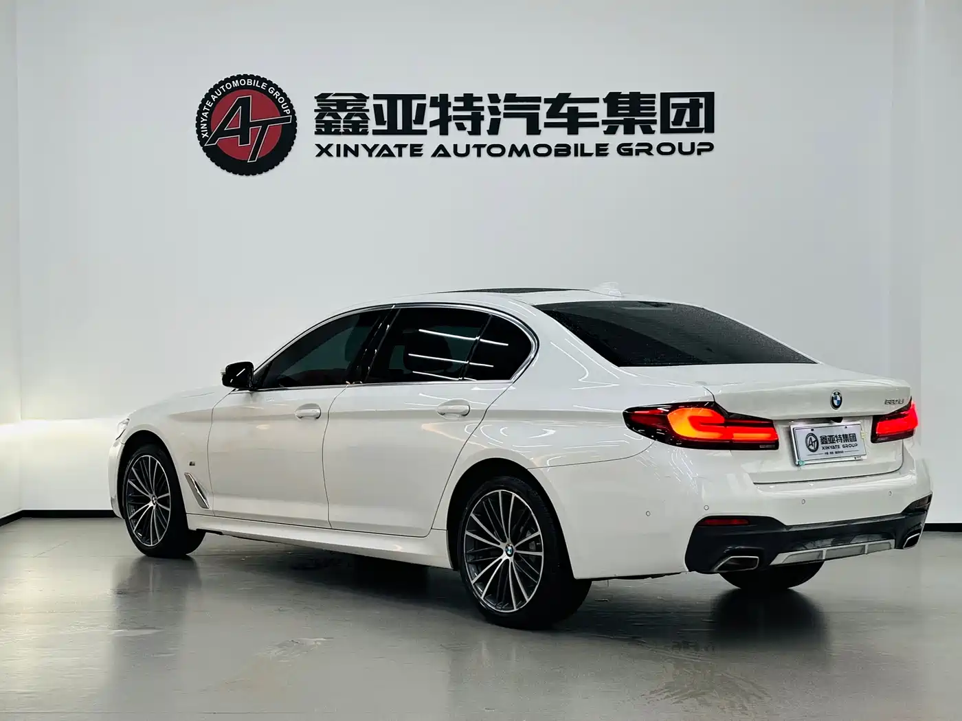 BMW 5 Series 2022 Model Second Facelift 530Li Leading M Sport Package фото 6