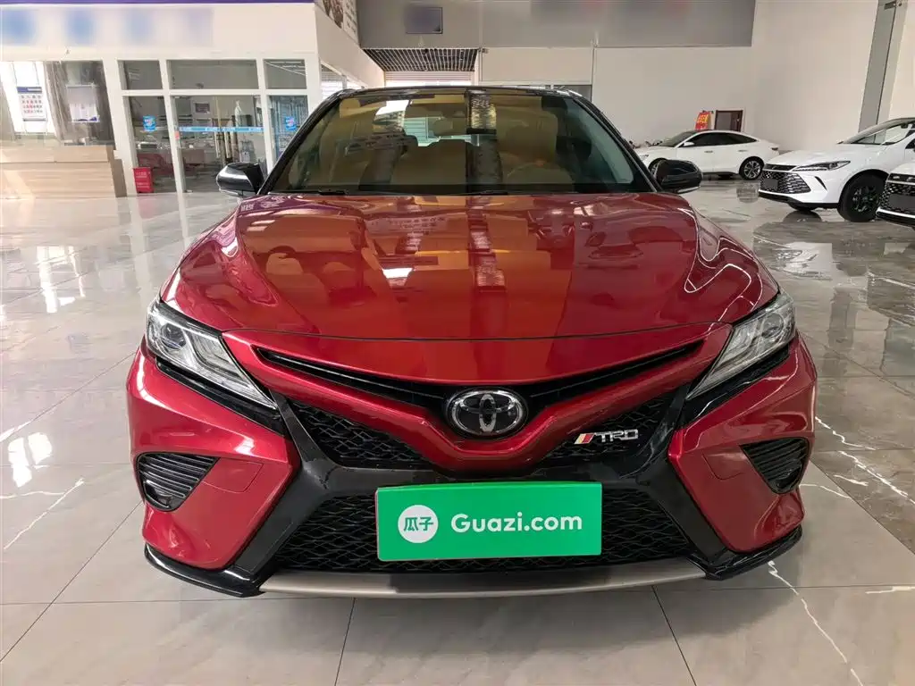 Toyota Camry 2018 2.5S Trend Edition фото 3