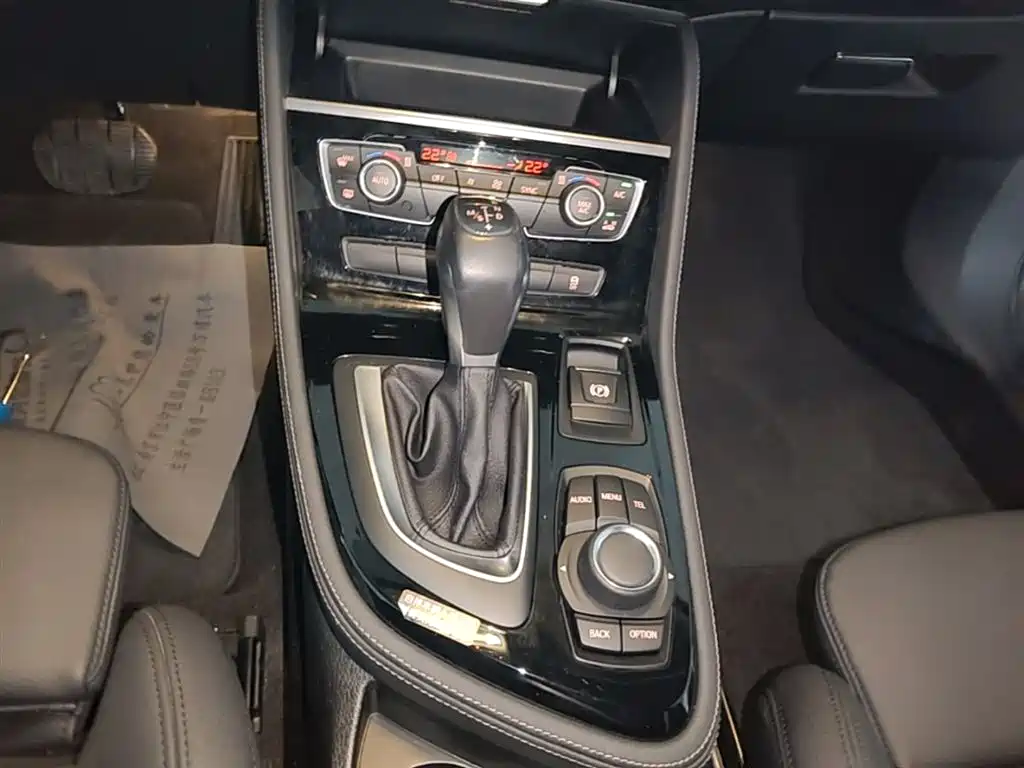 BMW 2 Series Tourer (Import) 2015 218i Sport Design Package фото 14
