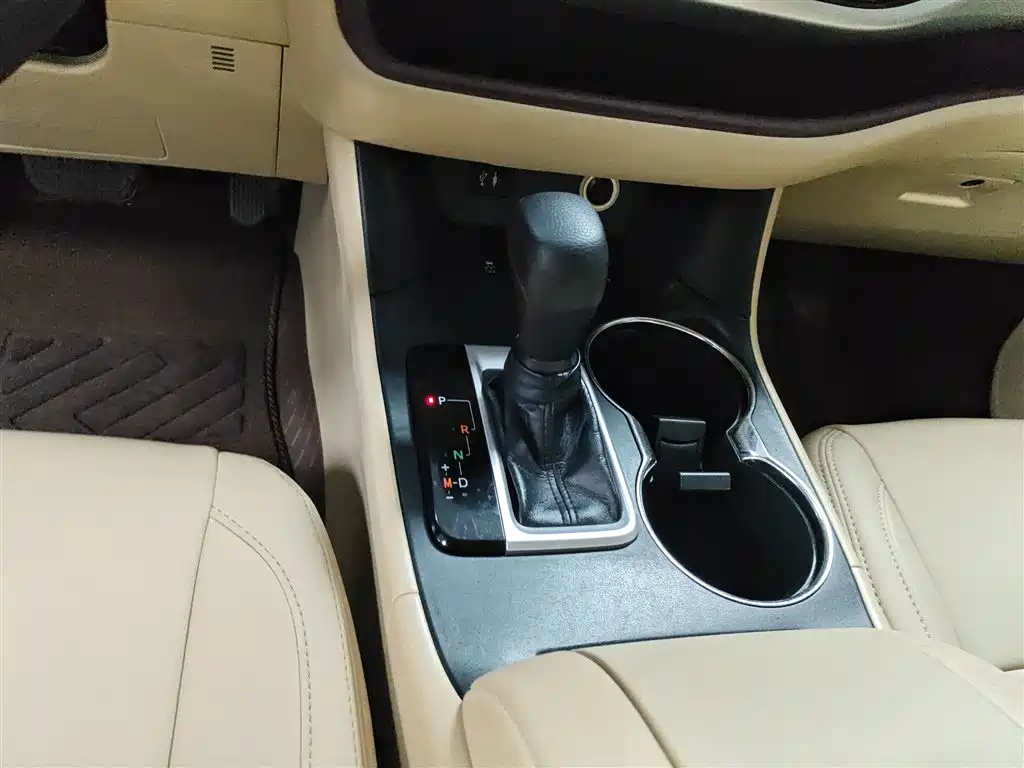 Toyota Highlander 2017 2.0T 4WD Elite 7-Seater фото 10