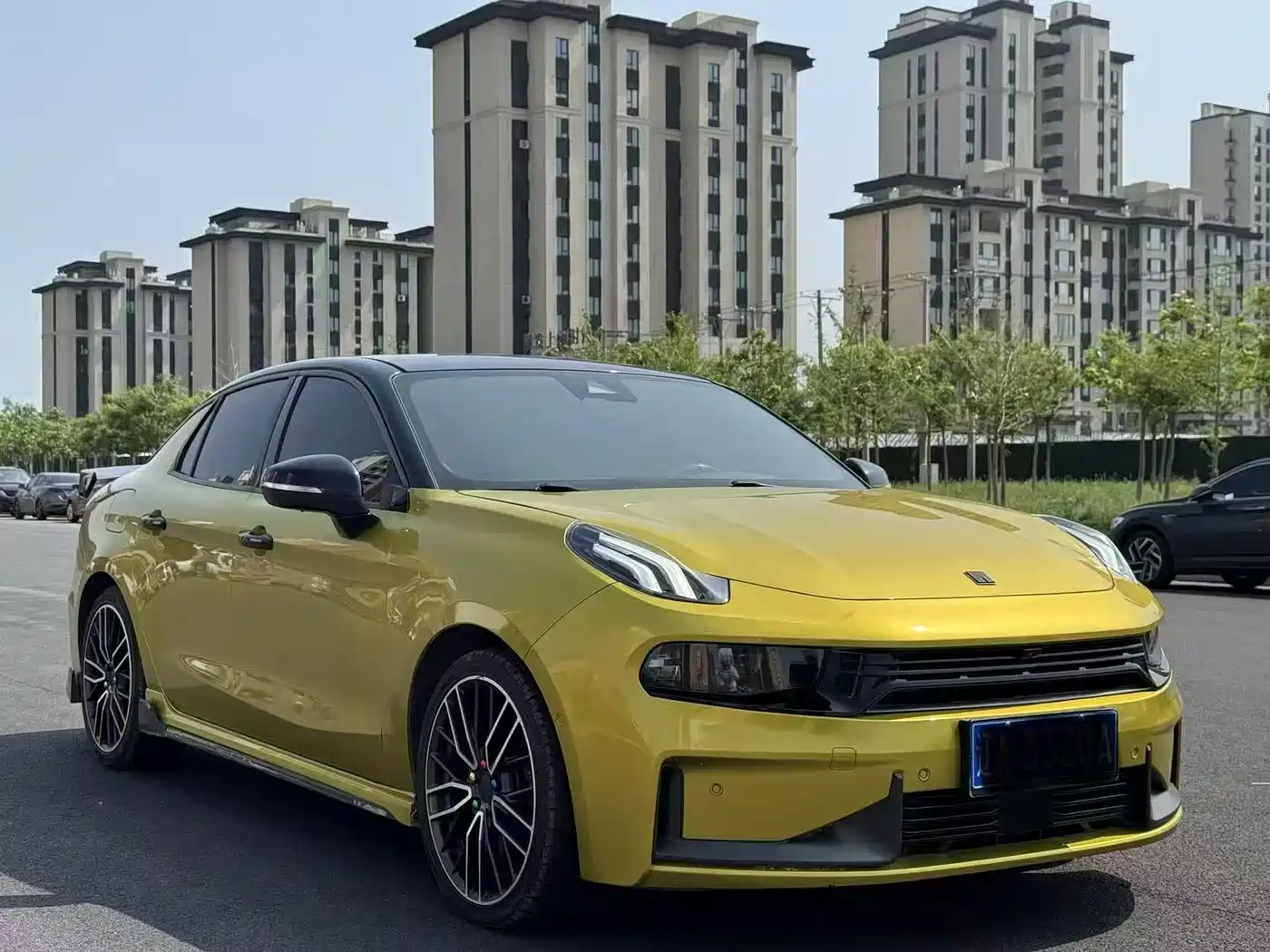 Lynk & Co 03 2021 03+ 2.0TD Auto Performance Package Edition фото 3