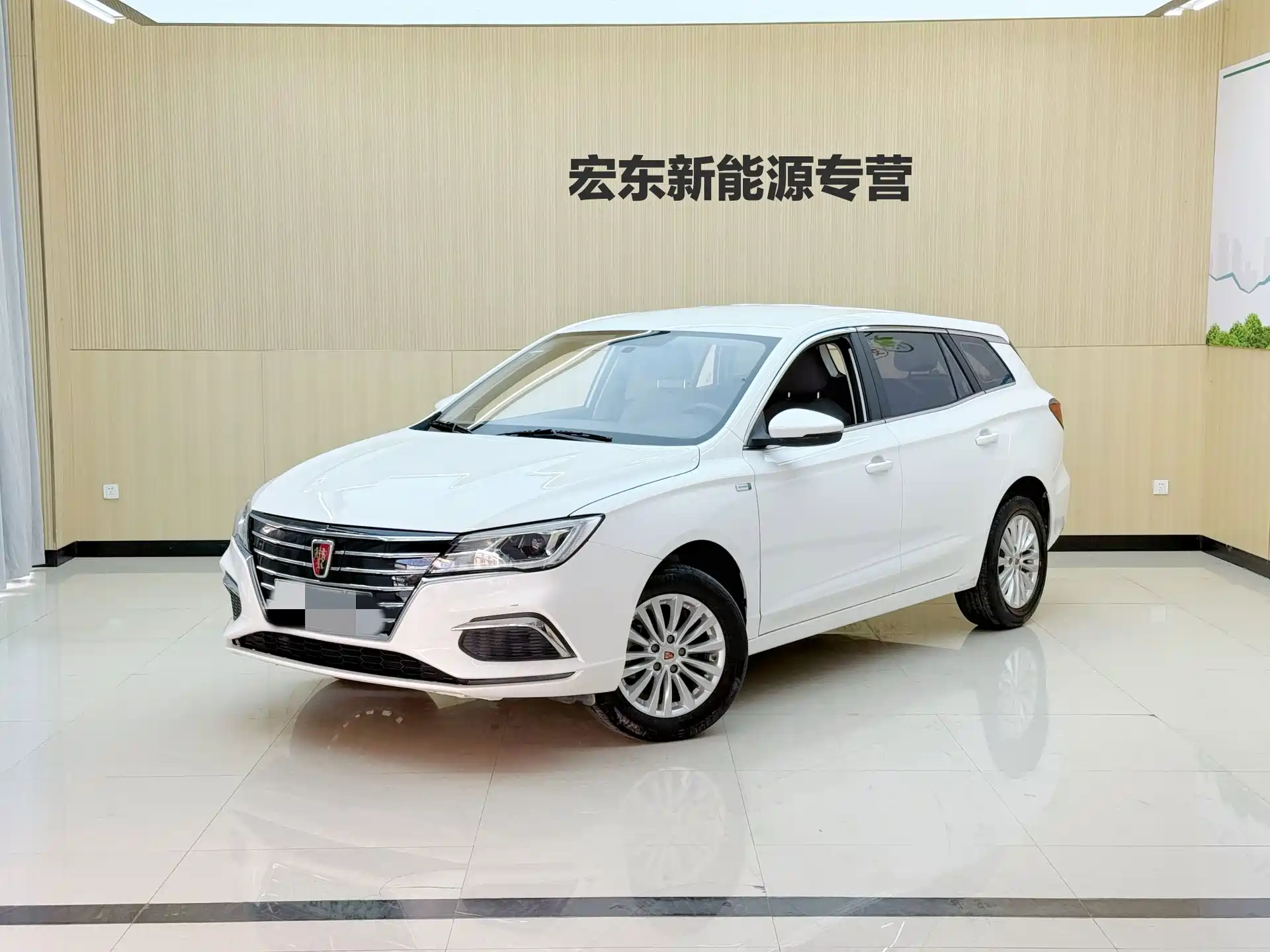 Фото 1 - Roewe Ei5