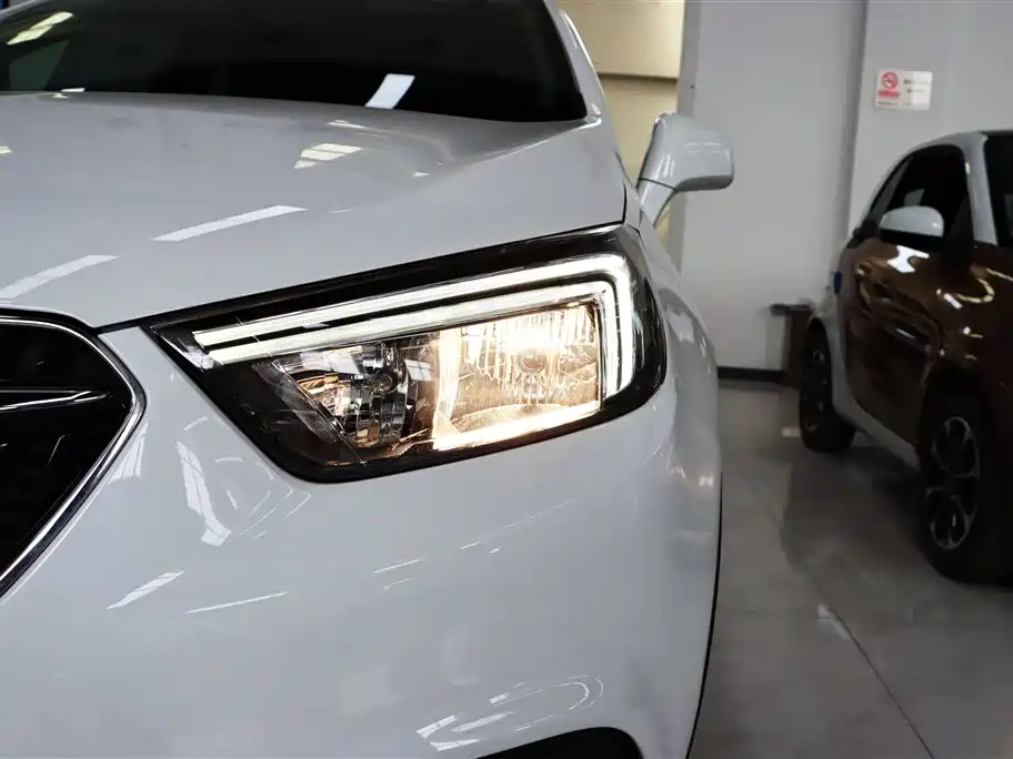 Buick Encore 2018 18T Automatic 2WD Urban Leading фото 25